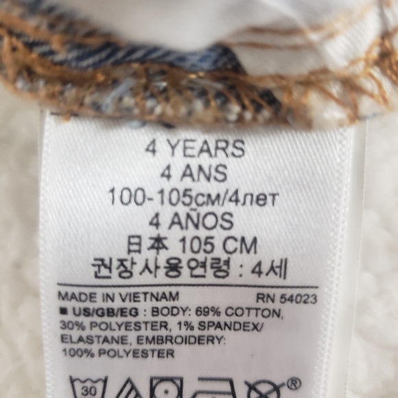 Gap toddler denim embroidered ranbow shorts - Picture 9 of 9